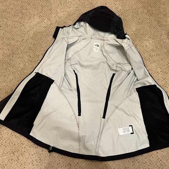 North Face Rain Jacket - Picture 4 of 4